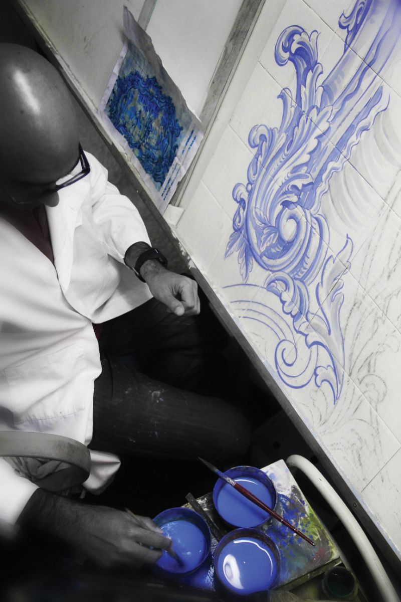 Luxury Furniture Designs Featuring The Art Of Hand Painted Tiles